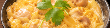 秋田名物「比内地鶏の親子丼」