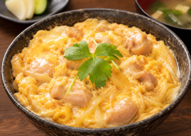 秋田名物「比内地鶏の親子丼」